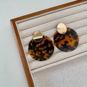 4/$15 Tortoise Shell Brown Amber Acrylic Gold Disk Earrings